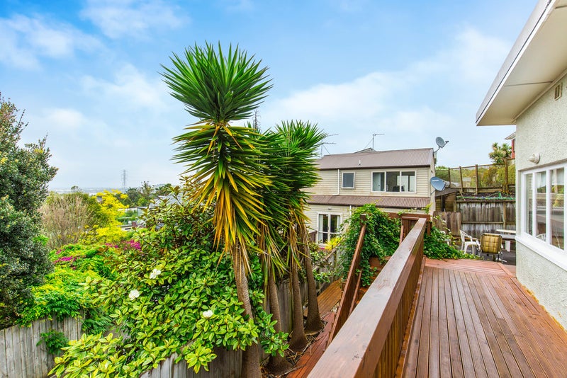 21A Hendry Avenue, Hillsborough, Auckland - Carousel 2