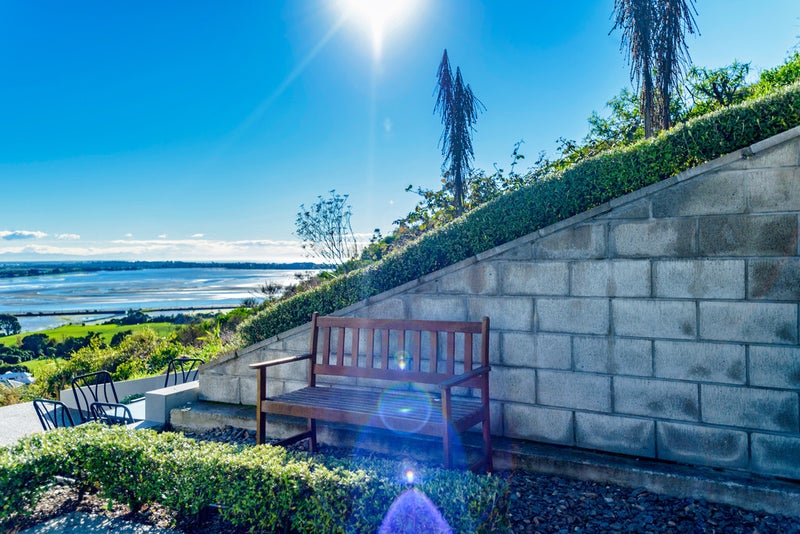 8 Saint Remy Lane, Redcliffs, Christchurch - Carousel 19
