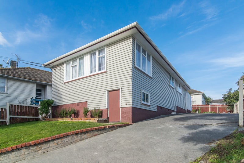 22 Dimock Street, Titahi Bay, Porirua - Carousel 2