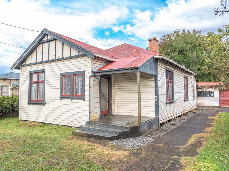 3 Abbot Street, Gonville, Whanganui - Carousel 1