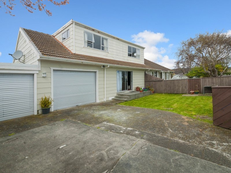 35 McBain Grove, Avalon, Lower Hutt - Carousel 2