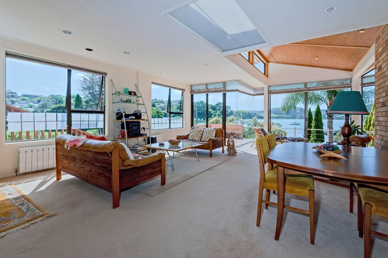 43 Natzka Road, Ostend, Waiheke Island - Carousel 1