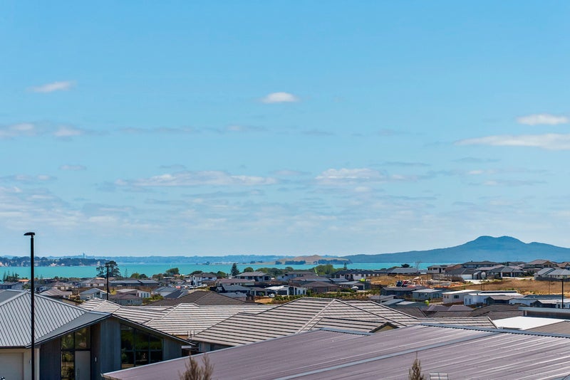 2 Karo Road, Beachlands, Auckland - Carousel 2