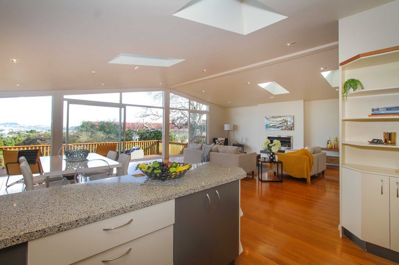 99 Pupuke Road, Northcote, Auckland - Carousel 1