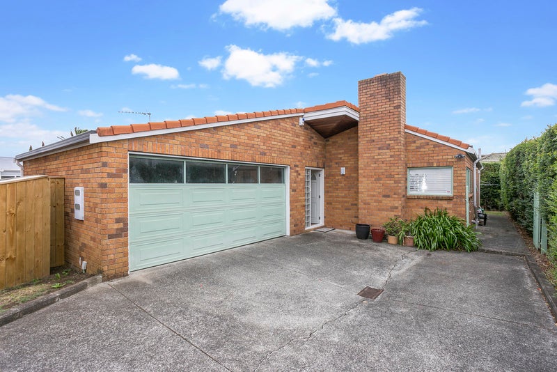 23A Oakley Avenue, Waterview, Auckland - Carousel 1