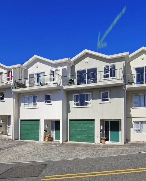 197B Townsend Road, Miramar, Wellington - Carousel 1