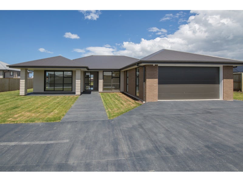 5 Milano Lane, Wigram, Christchurch - Carousel 2