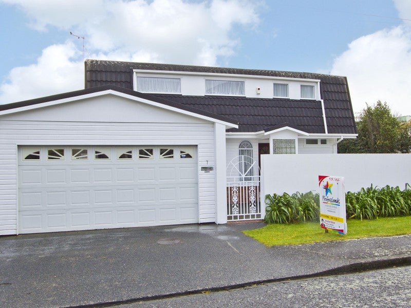 7 Rossiter Avenue, Waterloo, Lower Hutt - Carousel 19