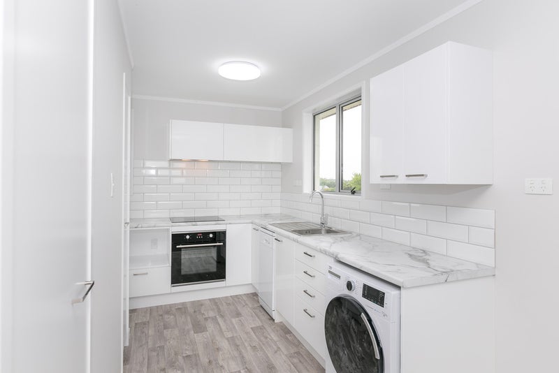 22F O'Neill Street, Claudelands, Hamilton - Carousel 1