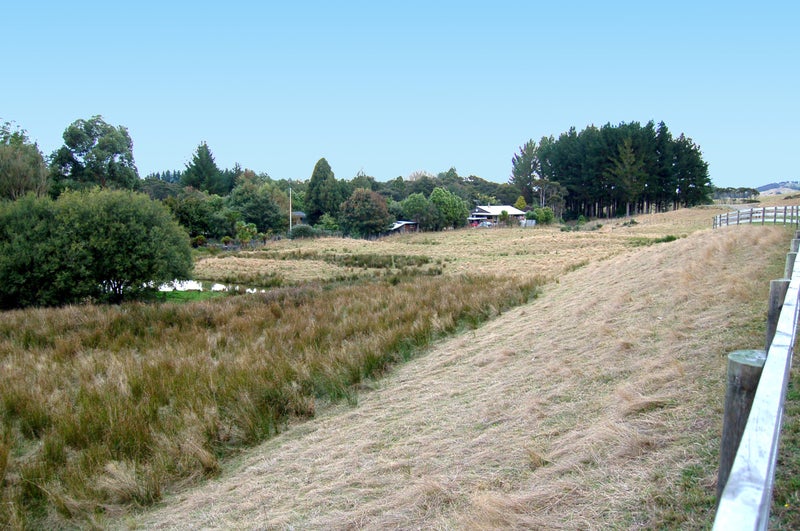 143 Highbrook Way, Whatawhata - Carousel 3