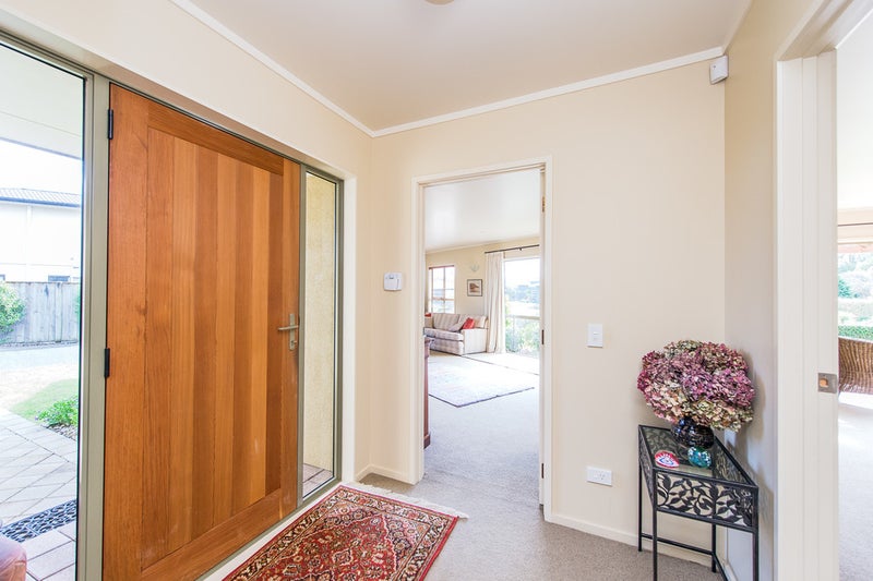 10 Suffolk Drive, Otamatea, Whanganui - Carousel 2