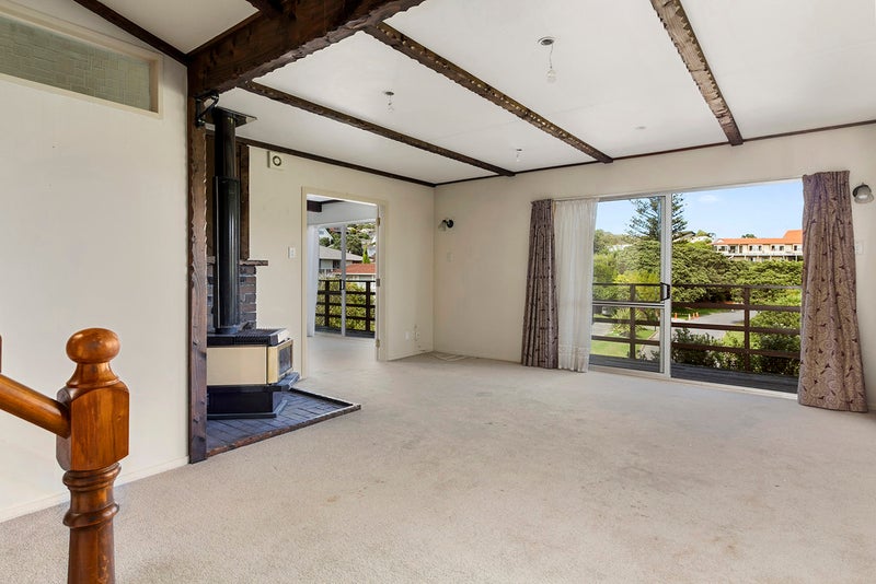 3 Romesdale Road, Papakowhai, Porirua - Carousel 2