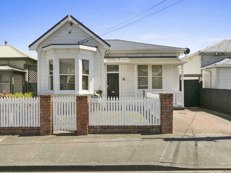 15 Beach Street, Petone, Lower Hutt - Carousel 1