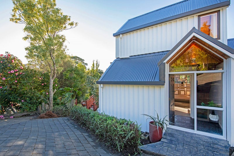 25 Copperfield Terrace, Mellons Bay, Auckland - Carousel 19