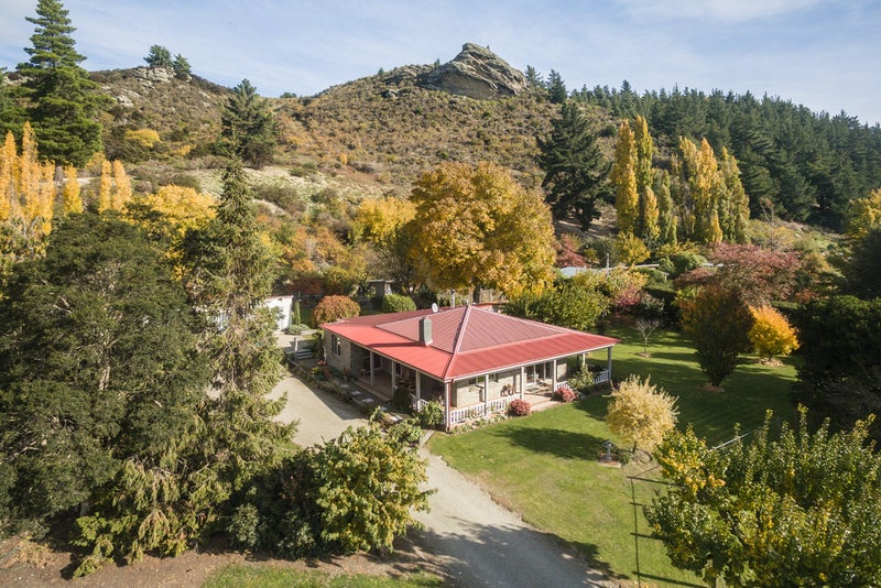 3749 Luggate-Cromwell Road, Cromwell - Carousel 1