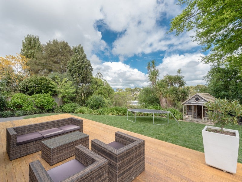 6 Radford Place, Harrowfield, Hamilton - Carousel 26