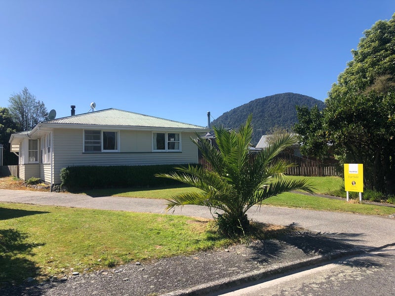 5 Awarua Place, Haast - Carousel 2