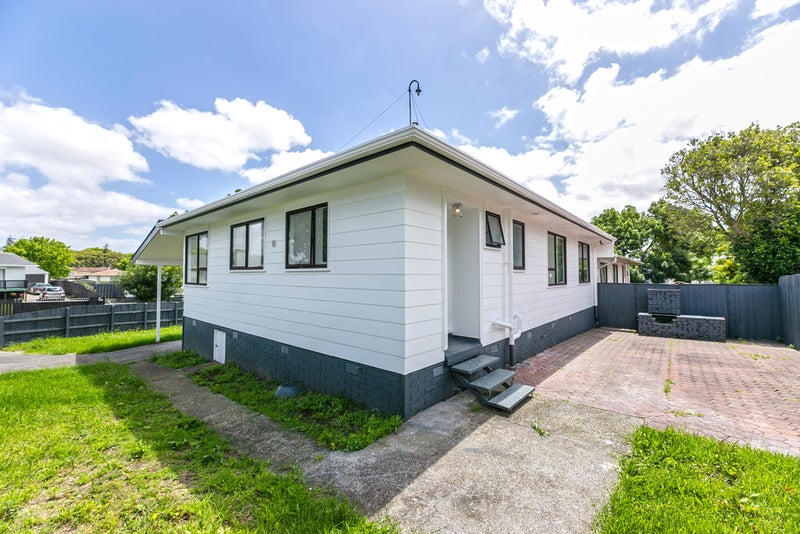 2/2 Almay Place, Clover Park, Auckland - Carousel 26