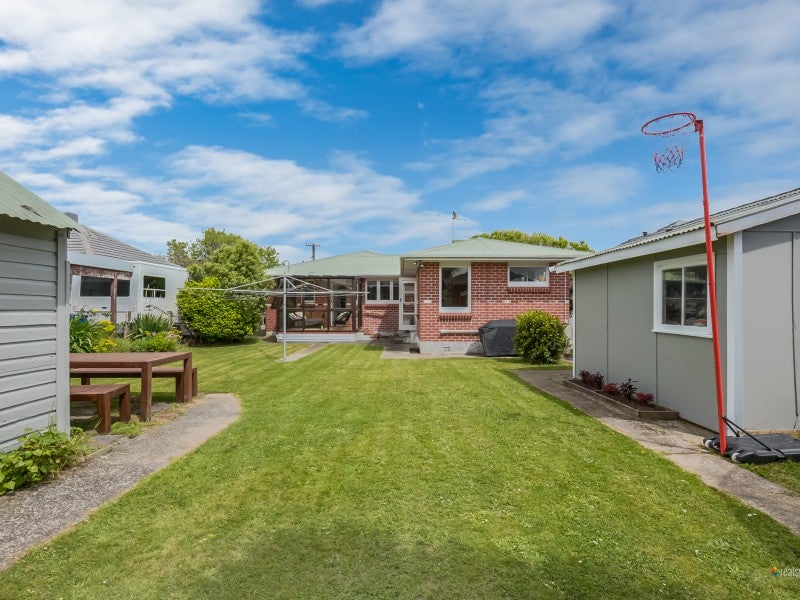 24 Frederick Street, Avalon, Lower Hutt - Carousel 17