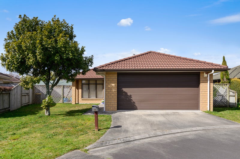 32 Kinder Place, Ngongotaha, Rotorua - Carousel 1