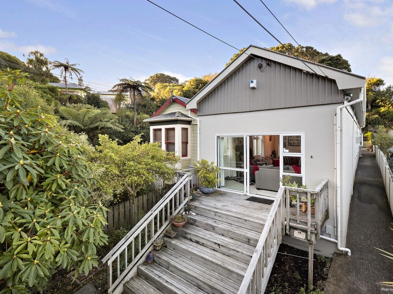 78 Todman Street, Brooklyn, Wellington - Carousel 1