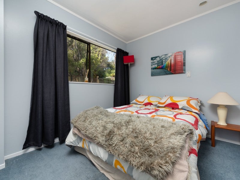 6A Cumberland Crescent, Welcome Bay, Tauranga - Carousel 2