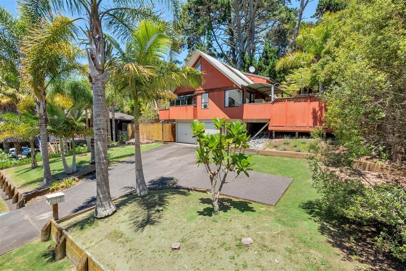 58 Topliss Drive, Northcross, Auckland - Carousel 1