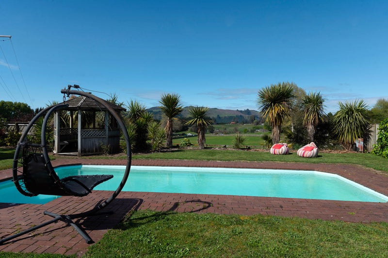 118 Dalbeth Road, Hamurana - Carousel 1