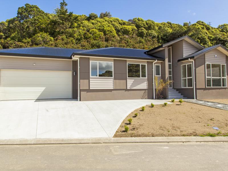 3 Aran More Place, Belmont, Lower Hutt - Carousel 1