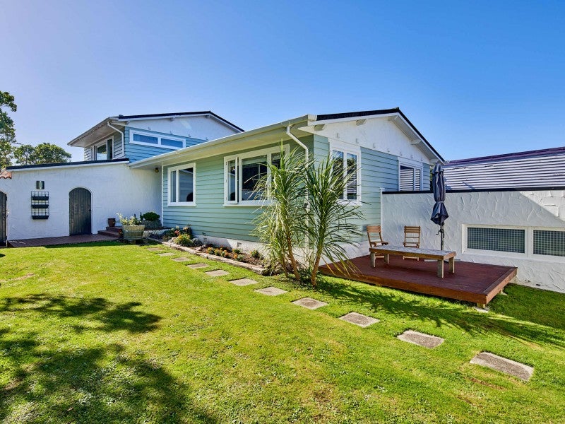 19 Kingston Heights Road, Kingston, Wellington - Carousel 1