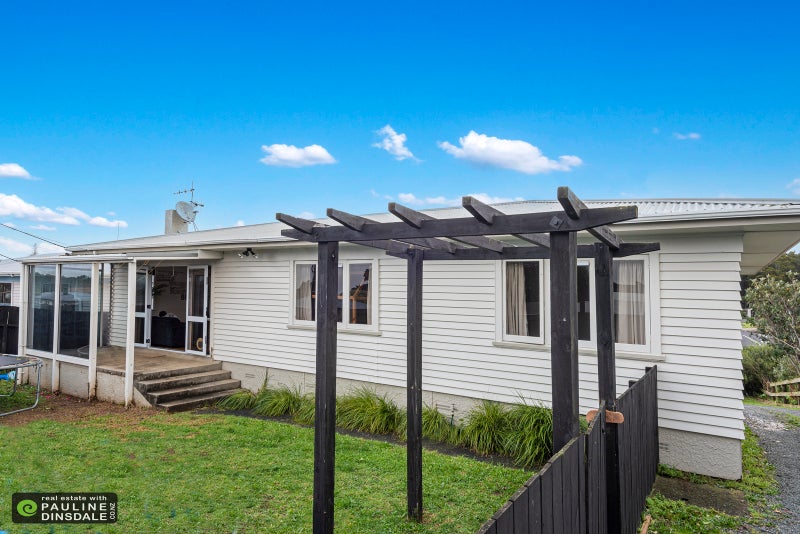21 Corks Road, Te Kamo, Whangarei - Carousel 1