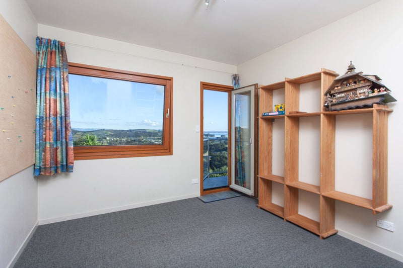 18 Giles Road, Ostend, Waiheke Island - Carousel 20