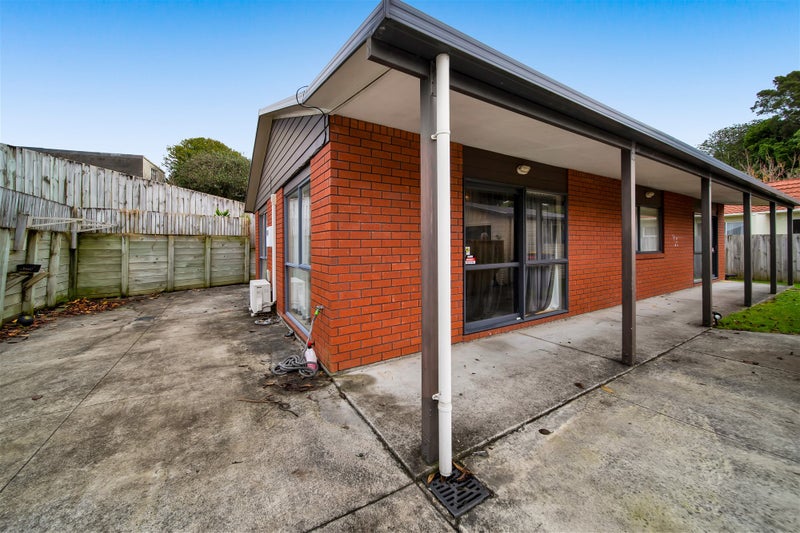 12A Stuart Place, Blagdon, New Plymouth - Carousel 2