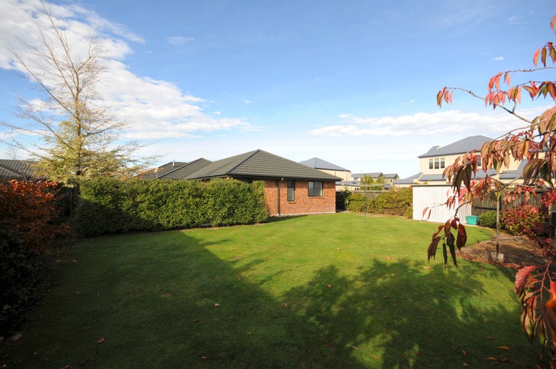 9 Wilmington Place, Shirley, Christchurch - Carousel 17