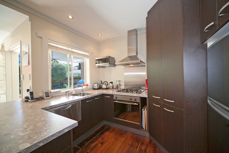 14 Rangipawa Road, One Tree Hill, Auckland - Carousel 2