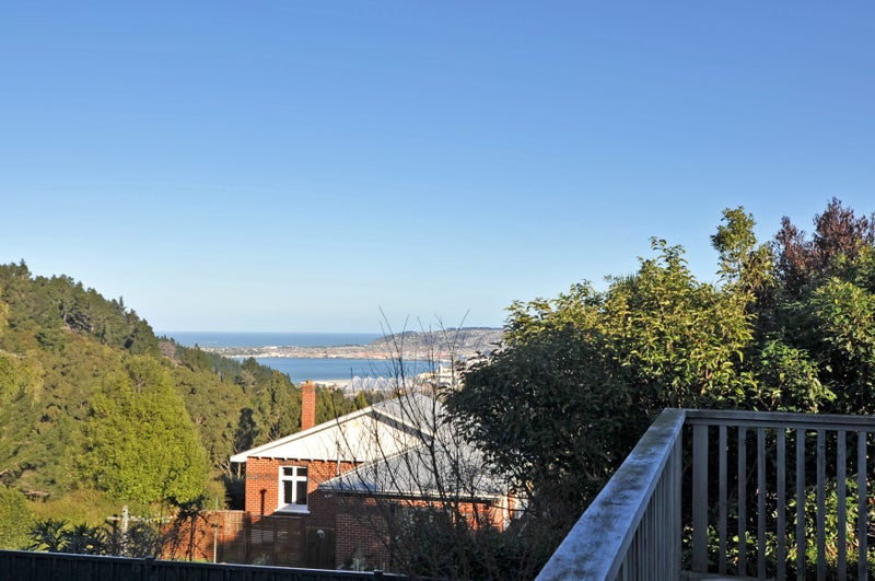 27 Northfield Avenue, Opoho, Dunedin - Carousel 1