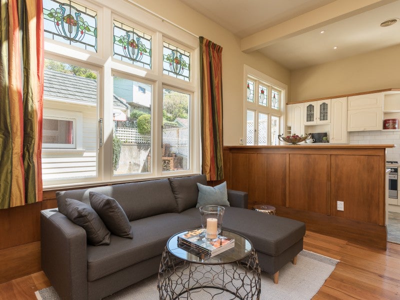 10 Apuka Street, Brooklyn, Wellington - Carousel 2