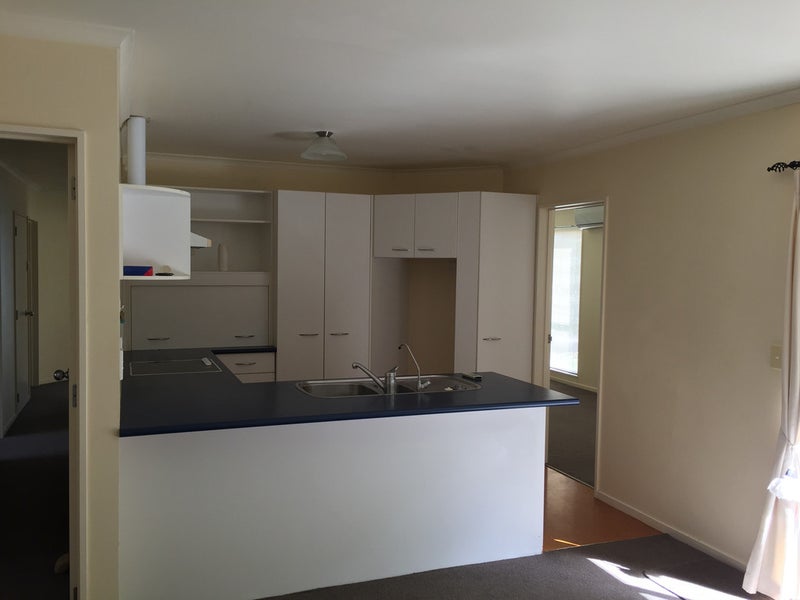 65 Spinnaker Drive, Flagstaff, Hamilton - Carousel 2