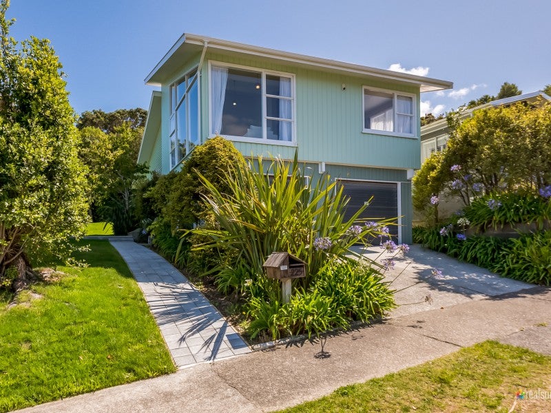 225 Dowse Drive, Maungaraki, Lower Hutt - Carousel 1