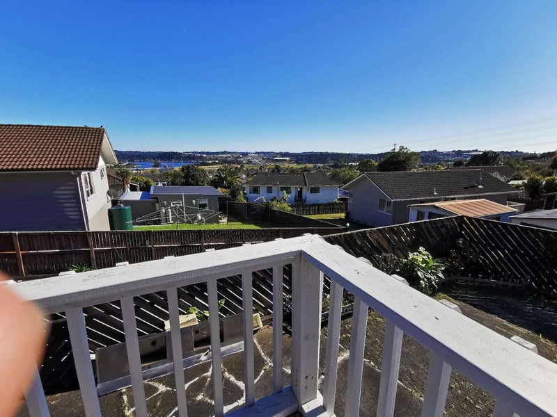 3 Meadowood Drive, Unsworth Heights, Auckland - Carousel 2
