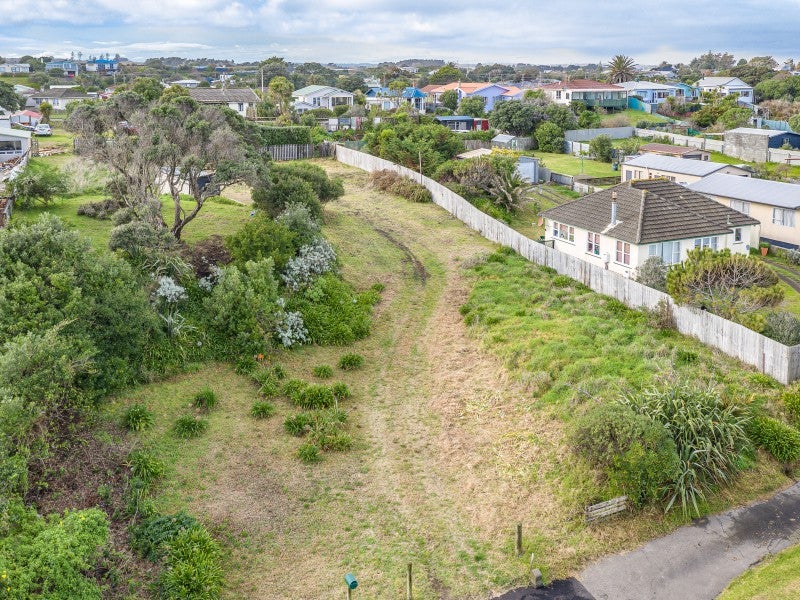 60 Karaka Street, Castlecliff, Whanganui - Carousel 4