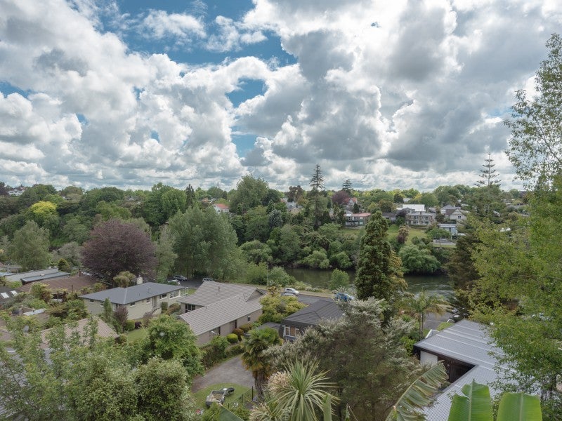 12 Little London Lane, Hamilton Central, Hamilton - Carousel 15