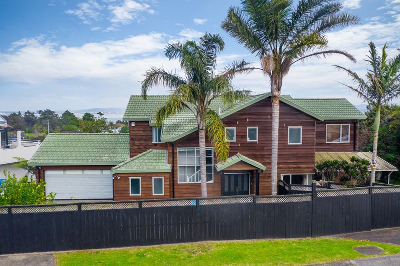 1/84 Rangatira Road, Beach Haven, Auckland - Carousel 2