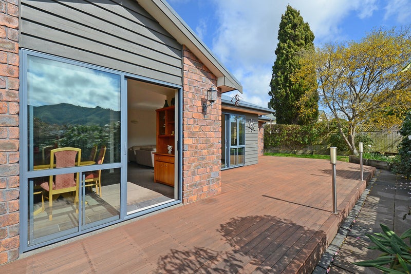 41 Ebdentown Street, Ebdentown, Upper Hutt - Carousel 2