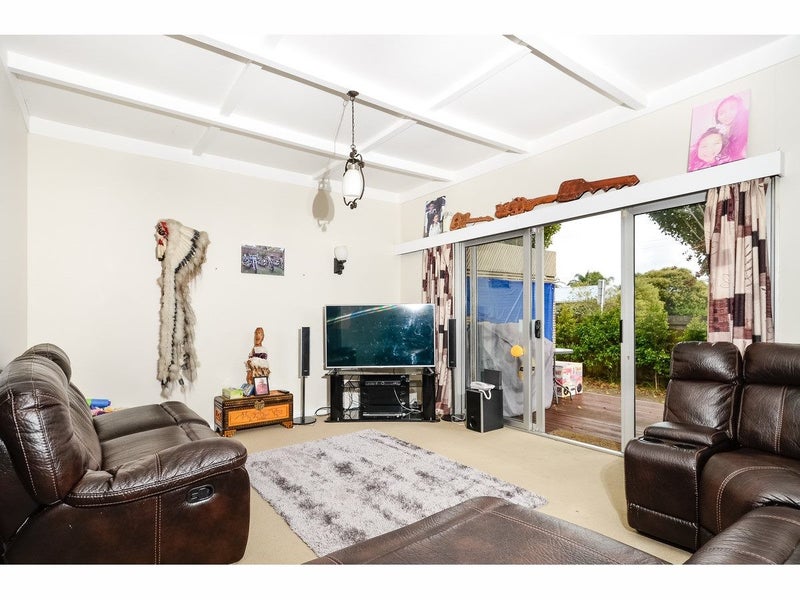 2A Parakai Avenue, Parakai, Helensville - Carousel 2