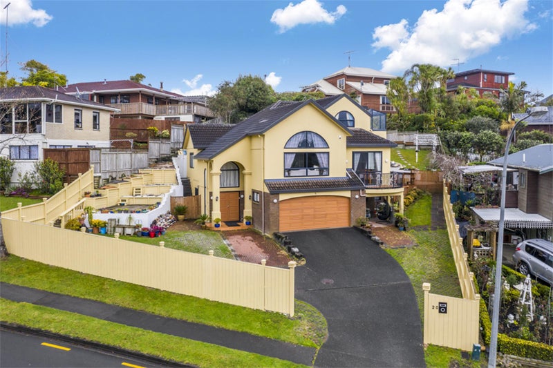 20 Unsworth Drive, Unsworth Heights, Auckland - Carousel 1