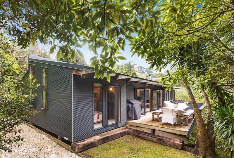 29 Hill Road, Palm Beach, Waiheke Island - Carousel 2