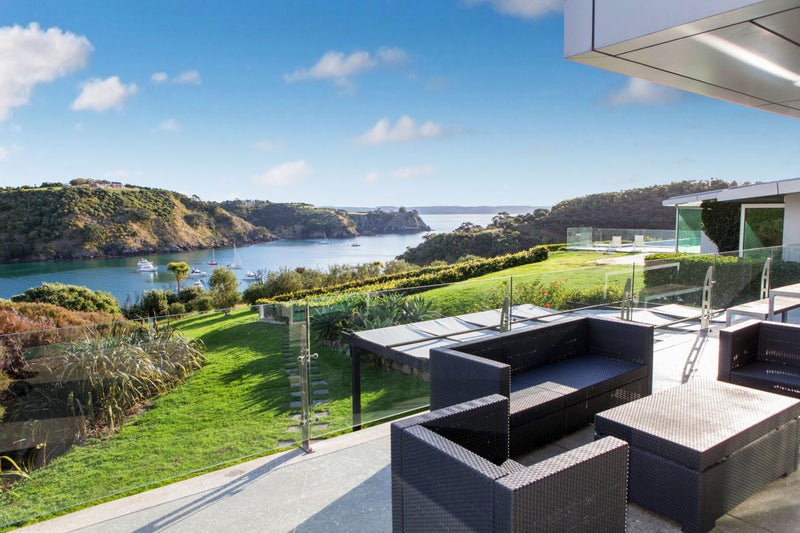 74 Korora Road, Oneroa, Waiheke Island - Carousel 1