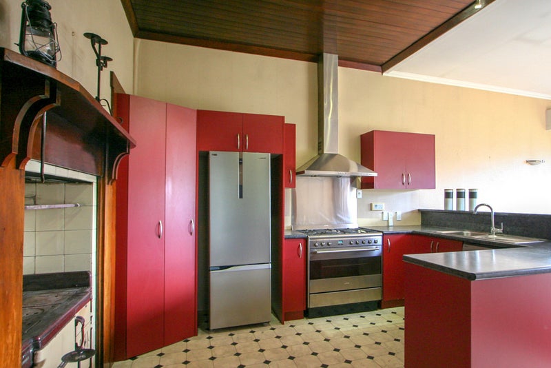 38 Charles Street, Grasmere, Invercargill - Carousel 2