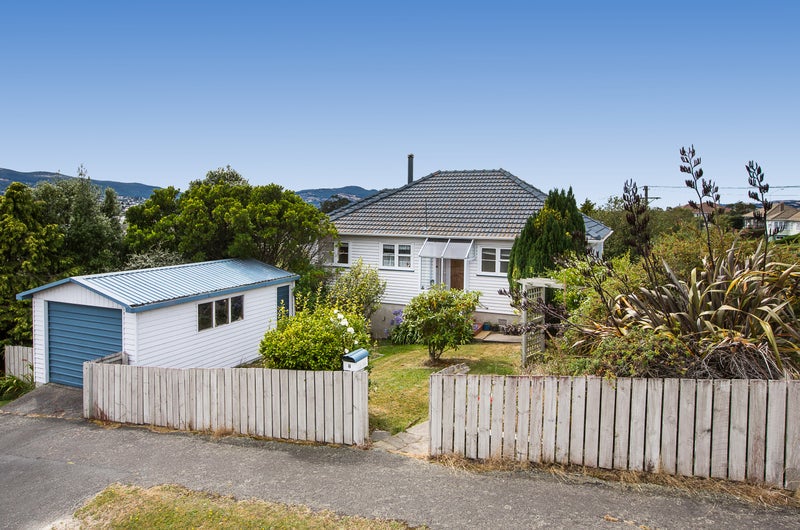 8 Dovecote Avenue, Corstorphine, Dunedin - Carousel 1